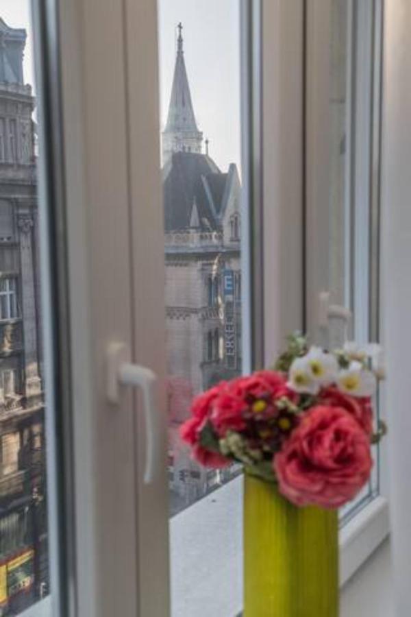 Hi-Bp Design Home Apartments In The Heart Of Boedapest Buitenkant foto
