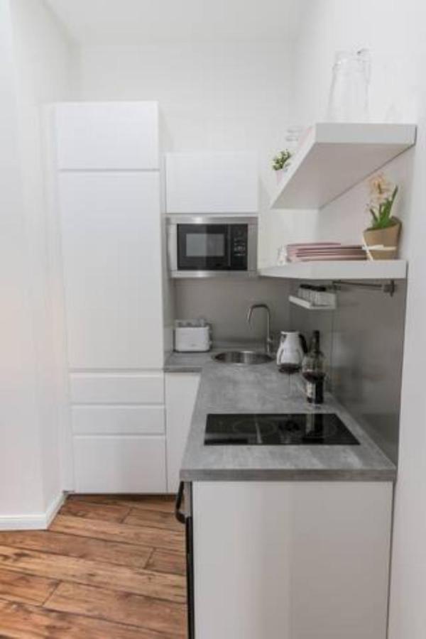 Hi-Bp Design Home Apartments In The Heart Of Boedapest Buitenkant foto