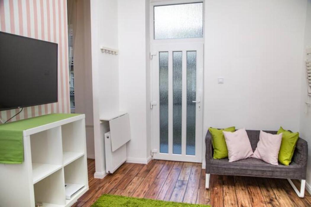 Hi-Bp Design Home Apartments In The Heart Of Boedapest Buitenkant foto