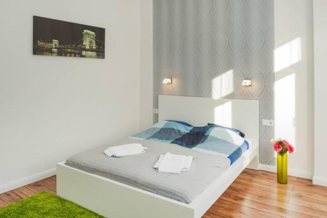 Hi-Bp Design Home Apartments In The Heart Of Boedapest Buitenkant foto